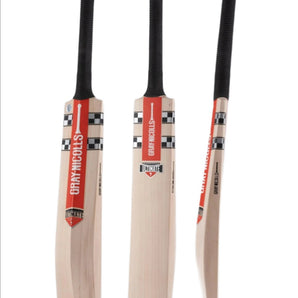 Gray Nicolls Classic Ultimate Junior Cricket Bat