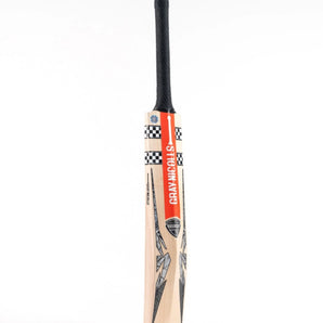 Gray Nicolls Shockwave 2.0 Academy Junior Cricket Bat