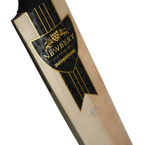 Newbery Navarone G4 Cricket Bat